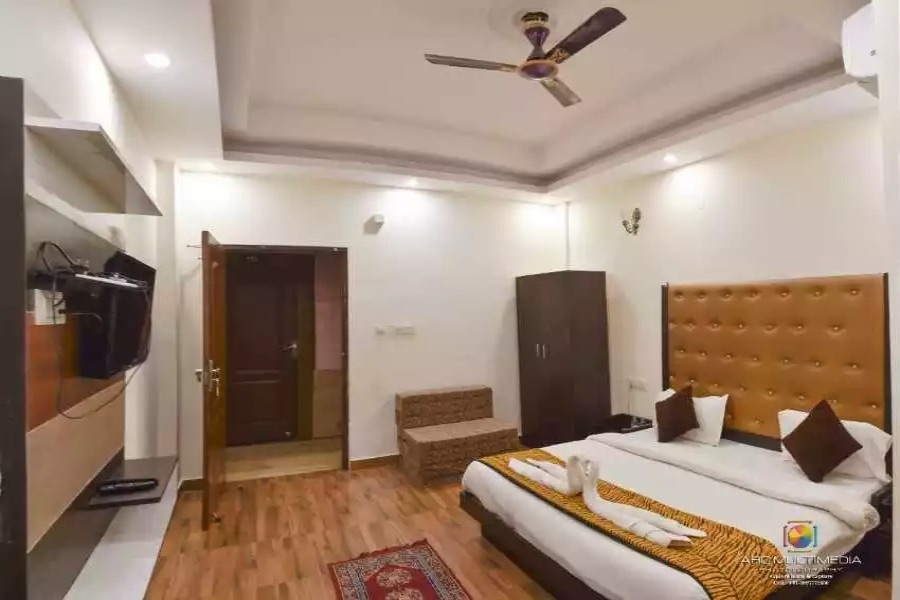 Best resort in Uttarakhand near with cozy accommodations